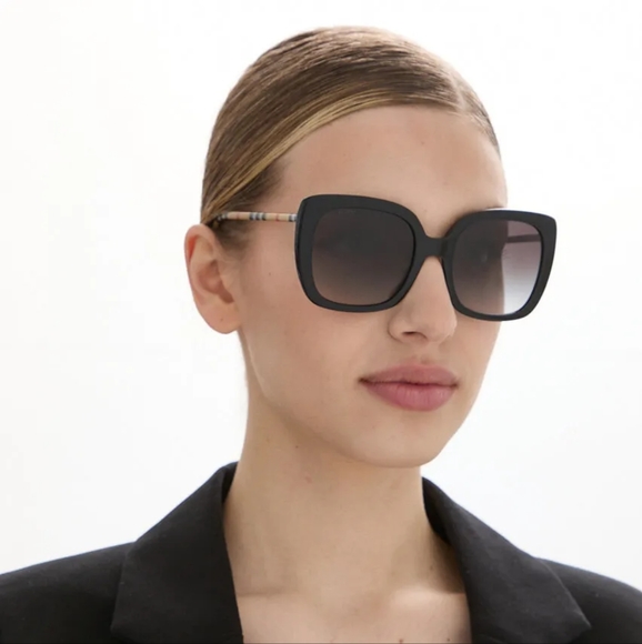 💯- Authentic BURBERRY Caroll BE4323 40078G Square  Sunglasses - Picture 1 of 15
